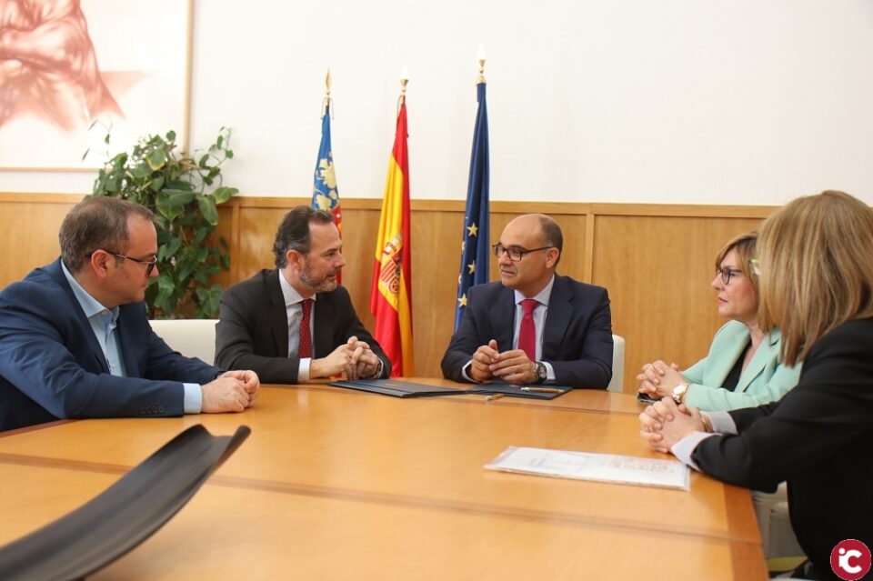 La Universidad de Alicante y la Agencia Local de Desarrollo unen esfuerzos para trabajar por la empleabilidad de los universitarios