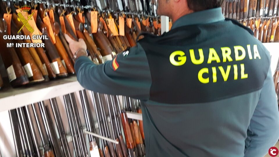 La Guardia Civil subastará un millar de armas en Alicante