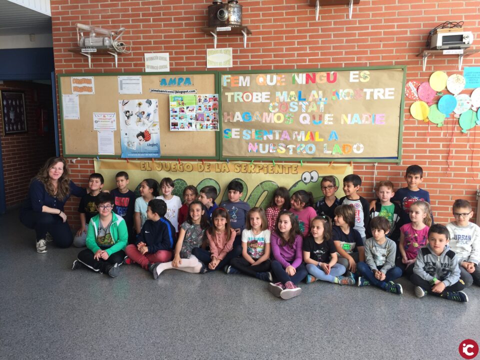 San Vicente promueve los beneficios de que los escolares vayan a pie