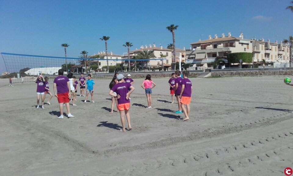 Las Escuelas deportivas municipales viajan a la playa