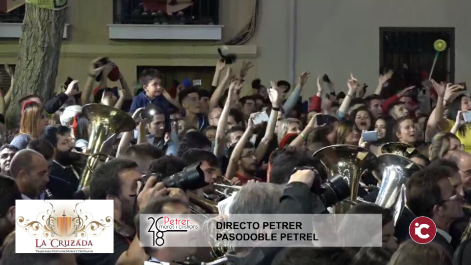 Entrada de Bandas e Interpretación "Pasodoble Petrel 2018"