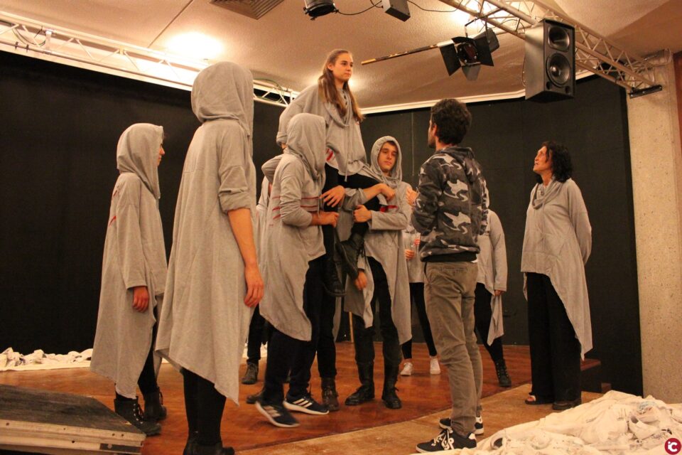 El Paranimf de la UA acull l'estrena de l'obra de teatre "Hécuba"