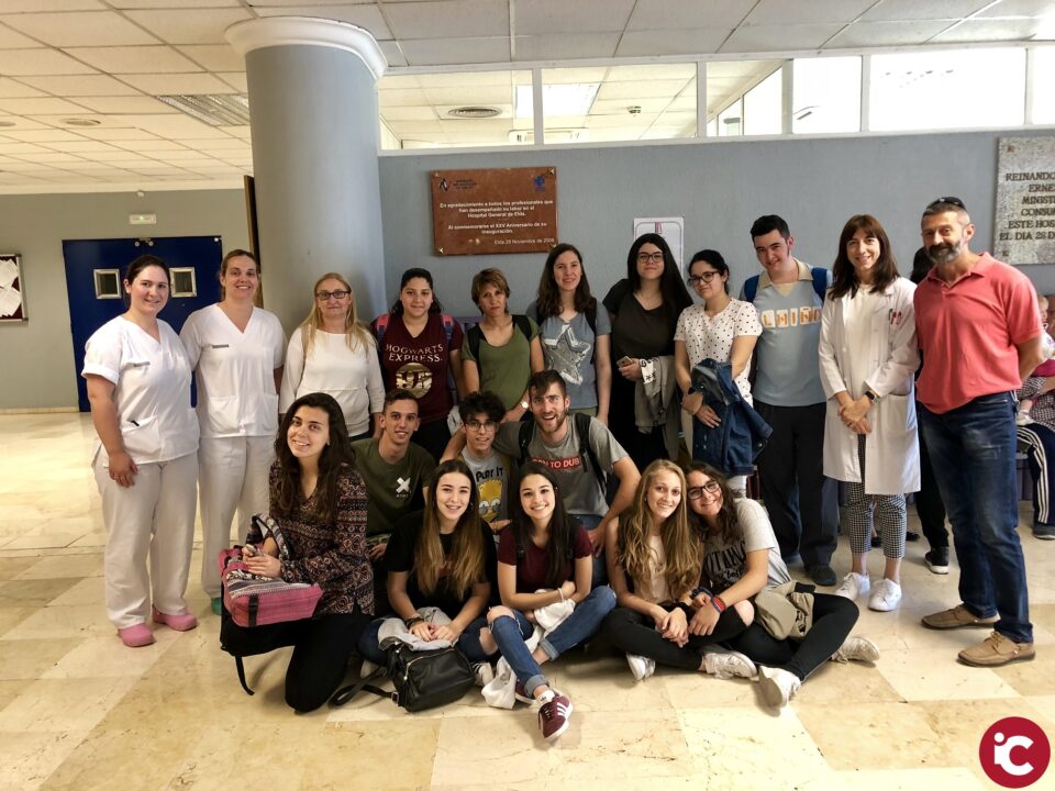 Nueva visita del Centro Integrado Público de Formación Profesional Valle de Elda al hospital