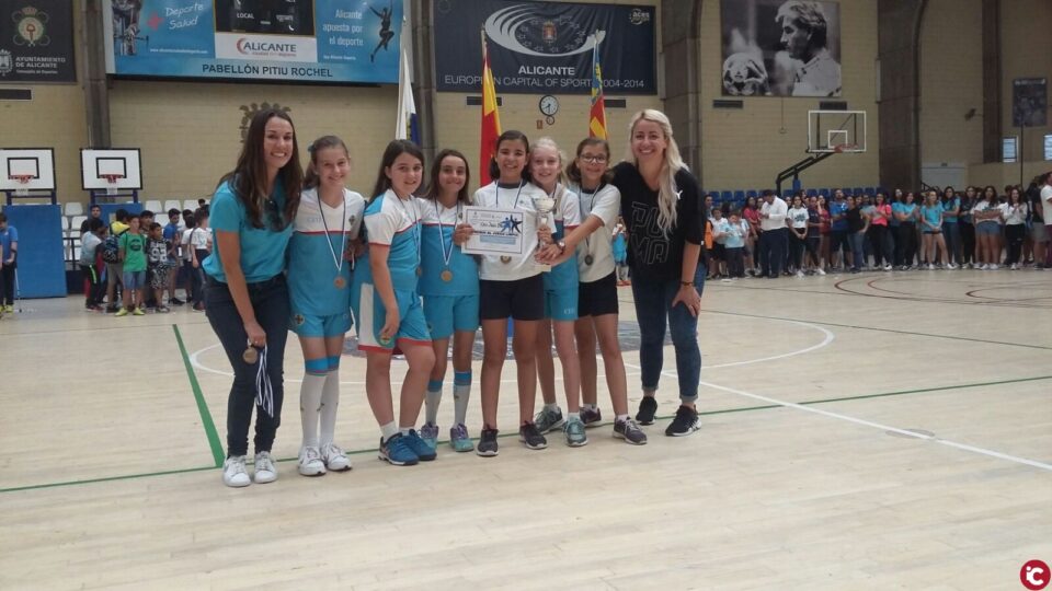 Alicante celebra la clausura del programa Deporte Escolar en el que han participado jóvenes de toda la provincia