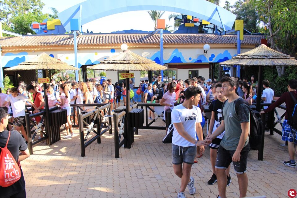 Aqualandia inicia una nueva temporada con una gran acogida por parte de los visitantes