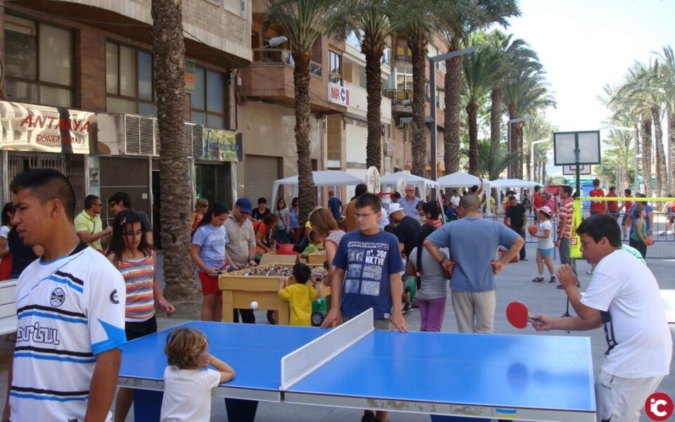 El domingo volvió una edición mas de "Deporte en la Calle" a Villena