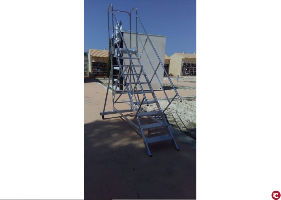 Nuevas mejoras en el Cementerio de Monóvar