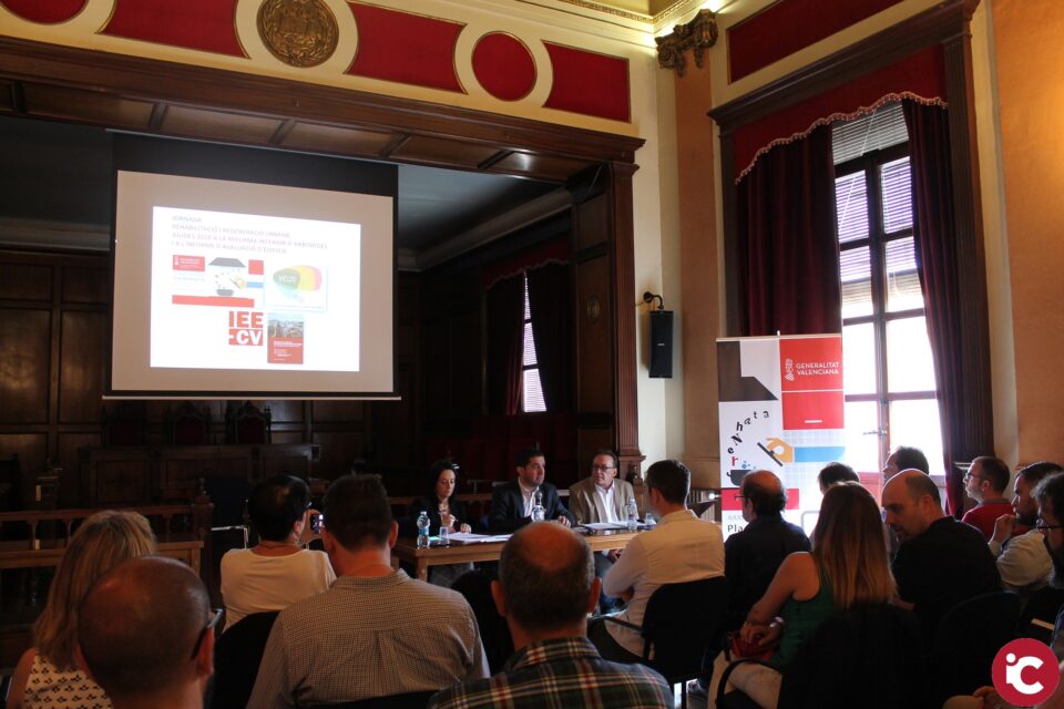 Jornada informativa del Pla de Reforma Interior d'Habitatges -RENHATA-