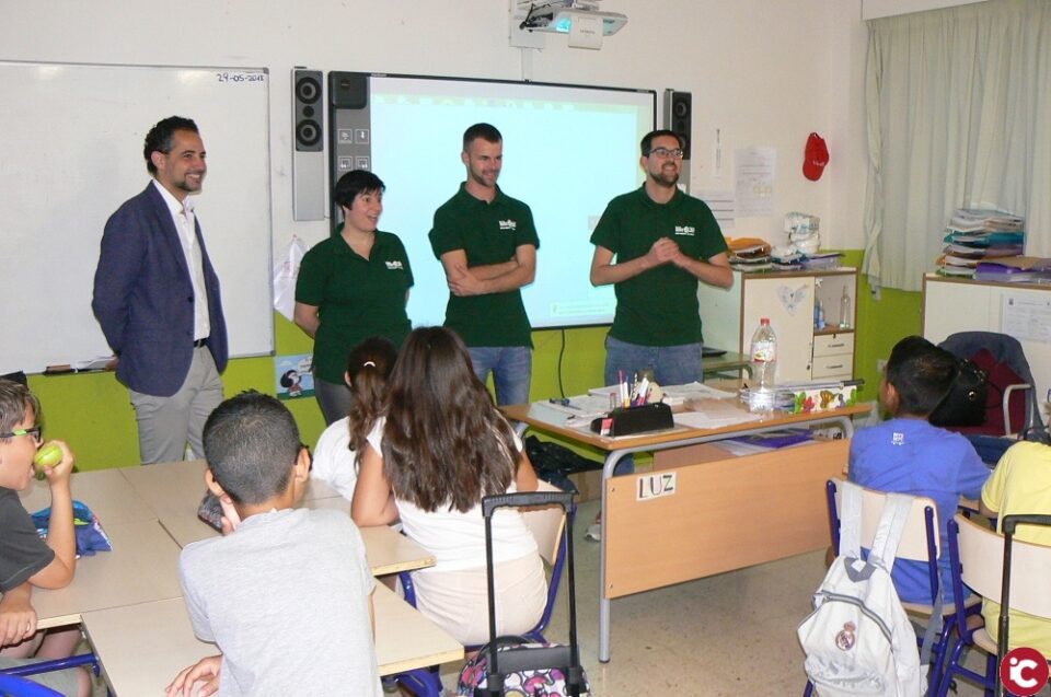 El Ayuntamiento de Alicante celebra el éxito de participación con un 65% más de escolares en la III edición de la campaña infantil sobre el cambio climático