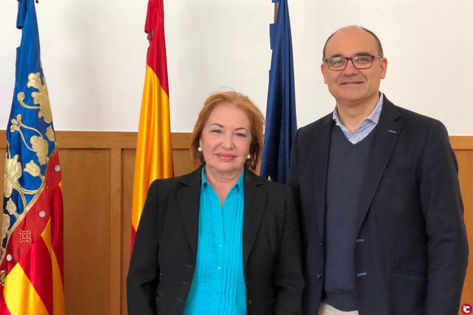 El rector de la Universitat d'Alacant farà el pregó de les festes de Sant Joan aquest dissabte