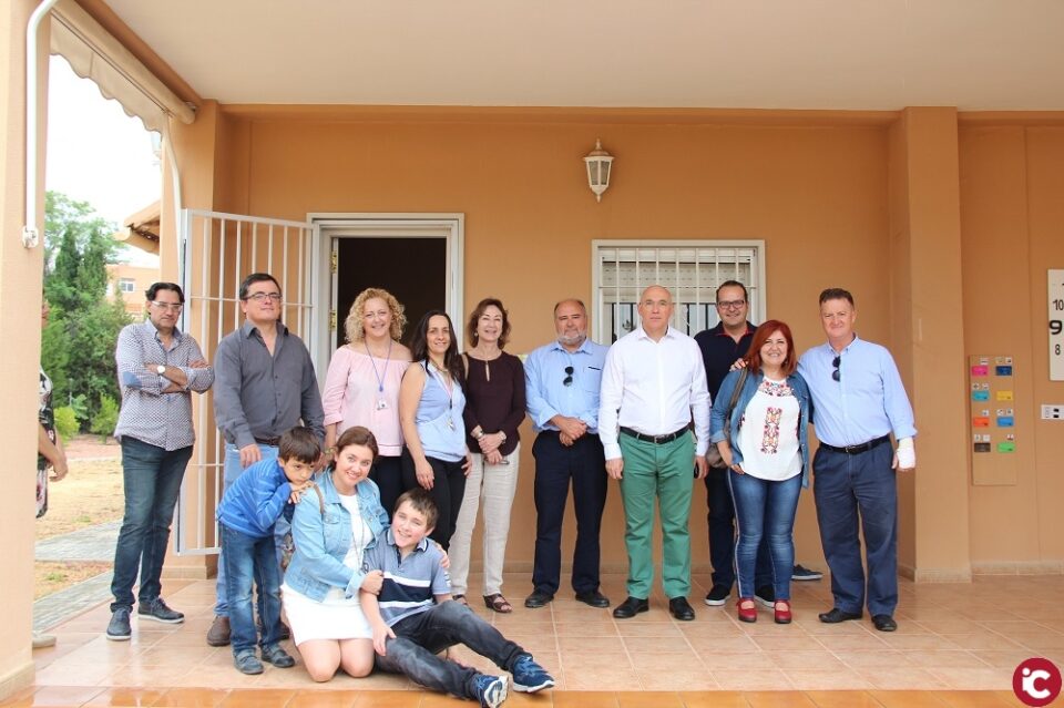 Visita a la nueva sede de la Asociación de Tiempo Libre para niños y jóvenes con autismo (ATLAN)