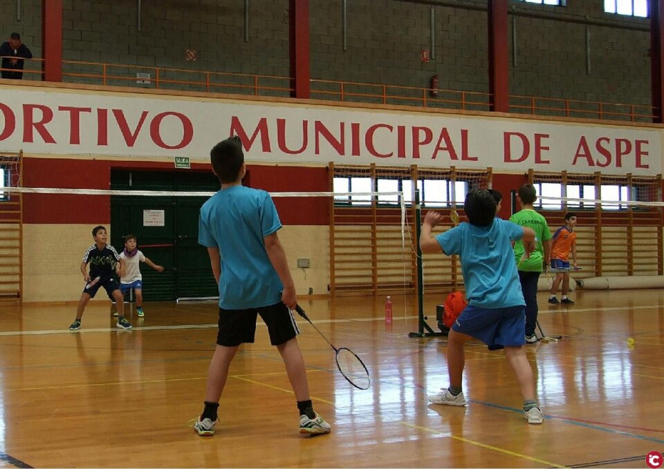 El IV Open de verano despide la temporada de competiciones de bádminton en Aspe