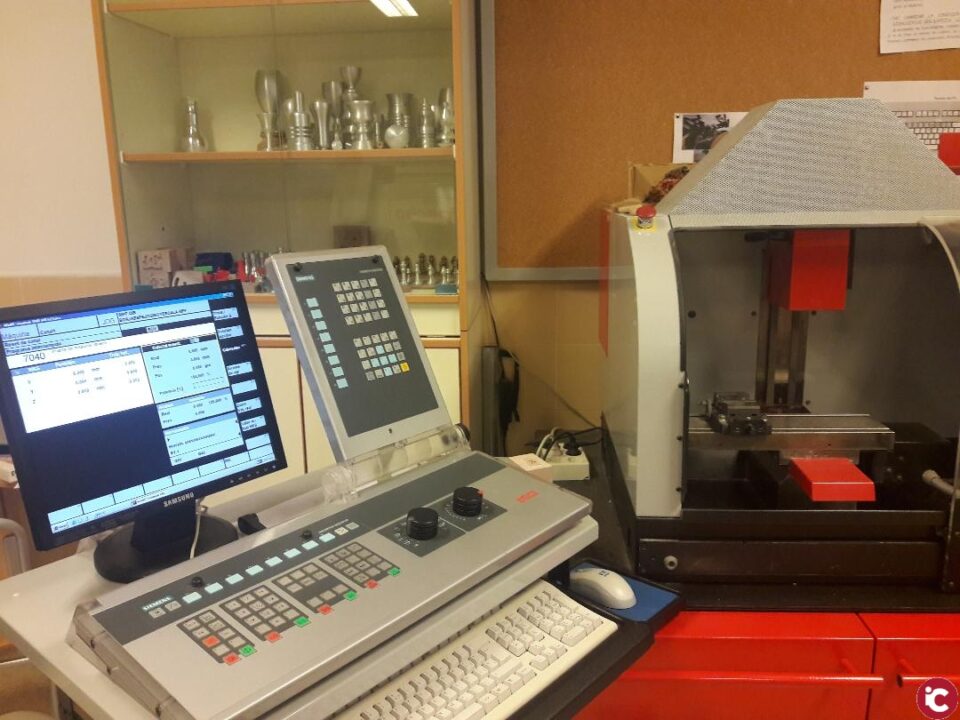 El Departamento de Fabricación Mecánica del IES Navarro Santafé