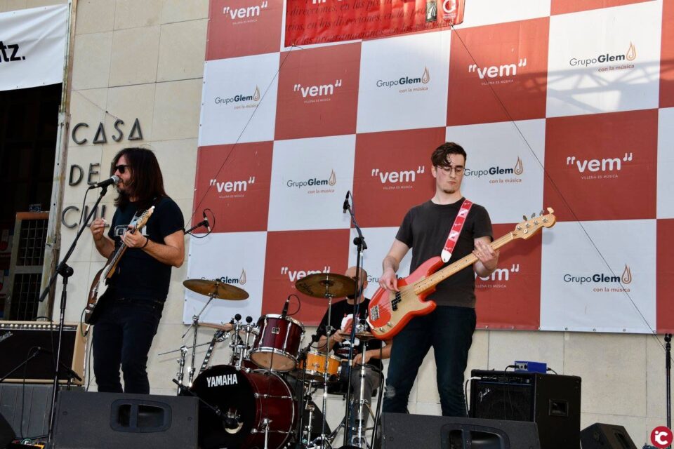 La mejor música conquista Villena durante 24 horas: VEM (Villena es música) reunió a miles de músicos locales con el objetivo de difundir el potencial sonoro de la ciudad con la interpretación de distintos estilos