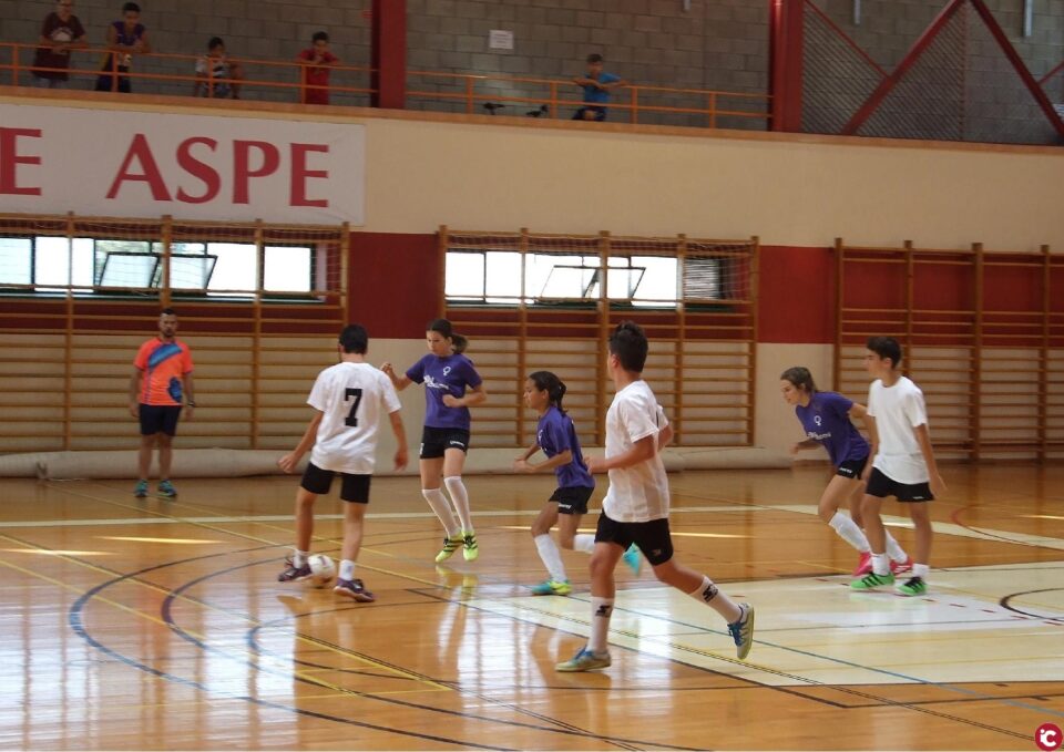 Este fin de semana los pequeños toman el protagonismo del fútbol sala en Aspe