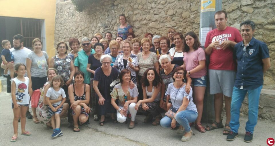 Berenar de fi de curs i llavador renovat als Algars