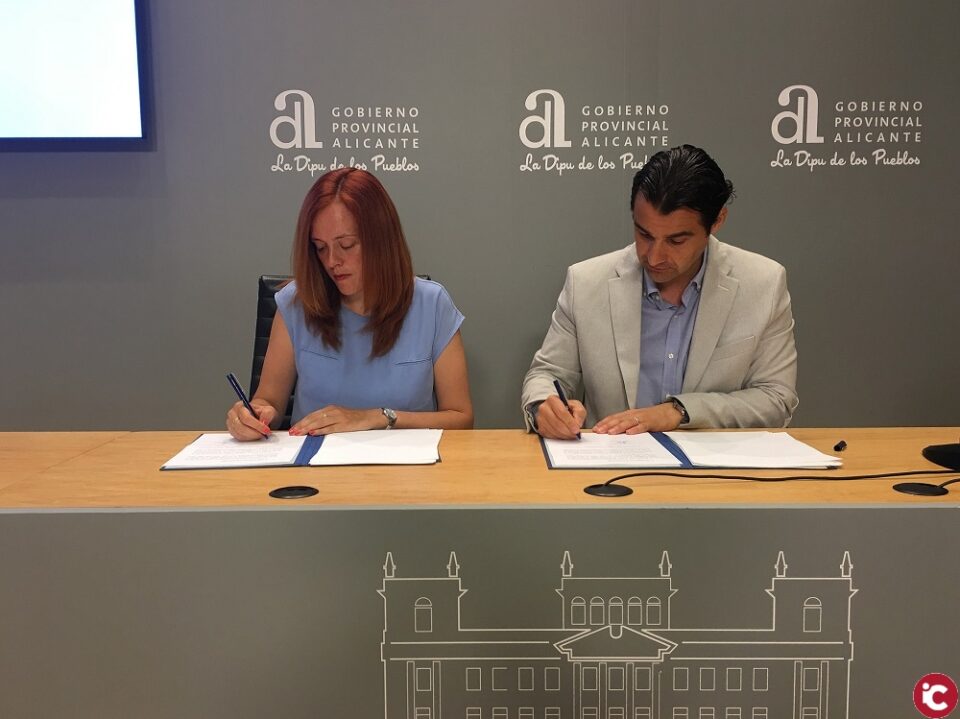 El Patronato Costa Blanca respaldará la renovación y mejora de la plataforma online de APHA