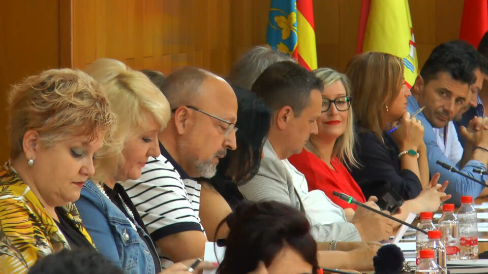 Pleno Ordinario mes de junio de 2018: El pleno de Elda aprueba la RPT y apuesta por ampliar el suelo industrial de la ciudad