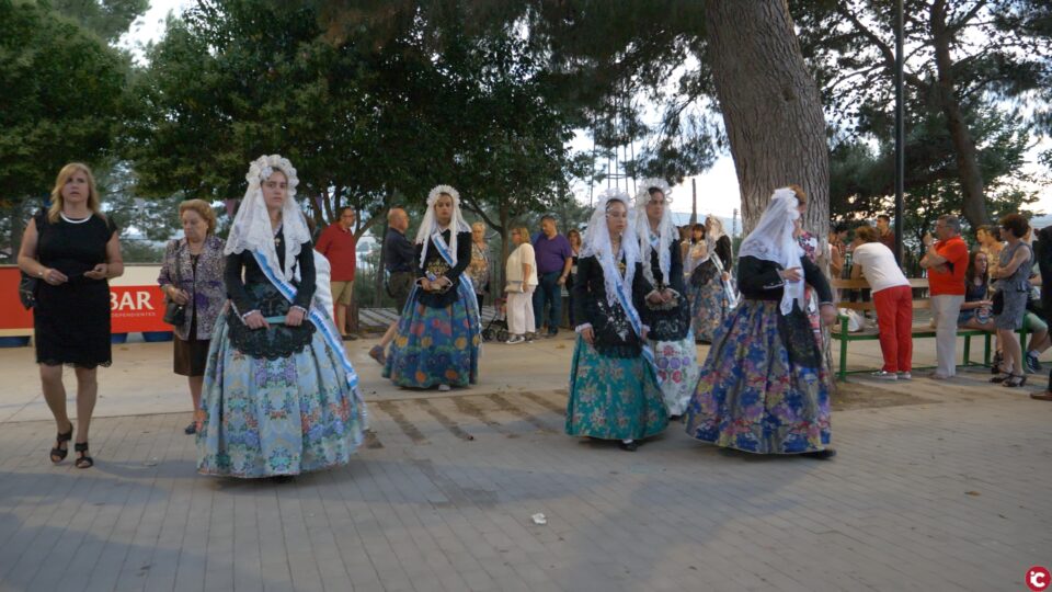 Ofrenda de Flores y Procesión en las Fiestas de La Encina