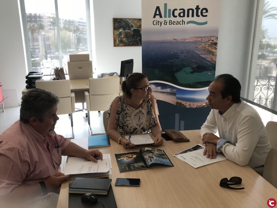 Turismo acuerda con Renfe desarrollar acciones conjuntas para promocionar las escapadas e impulsar el mercado nacional