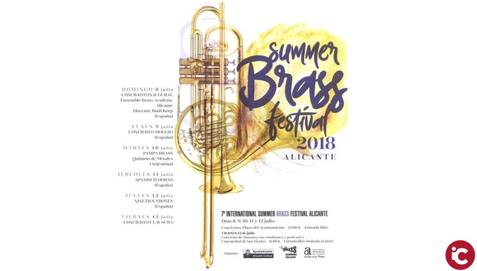 Concierto inaugural del VII Summer Brass Festival Alicante con una veintena de músicos en el escenario y el aforo completo de público