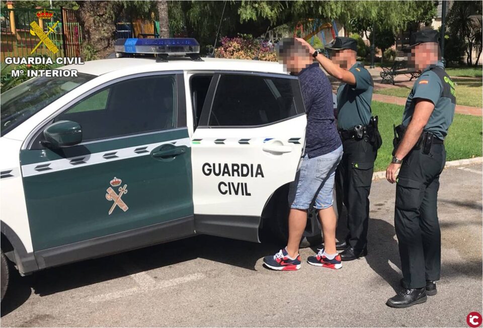 La Guardia Civil de Alicante detiene en Málaga al presunto autor de una agresión sexual ocurrida en Torrevieja