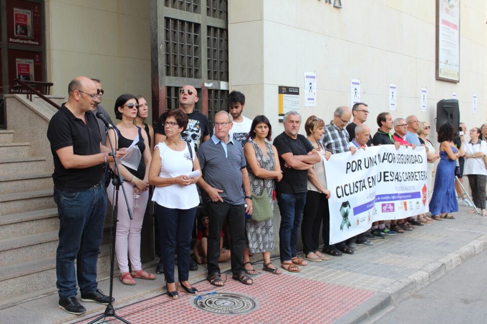El Ayuntamiento y los diferentes clubes de bici de Villena organizan una Marcha por la seguridad de los ciclistas