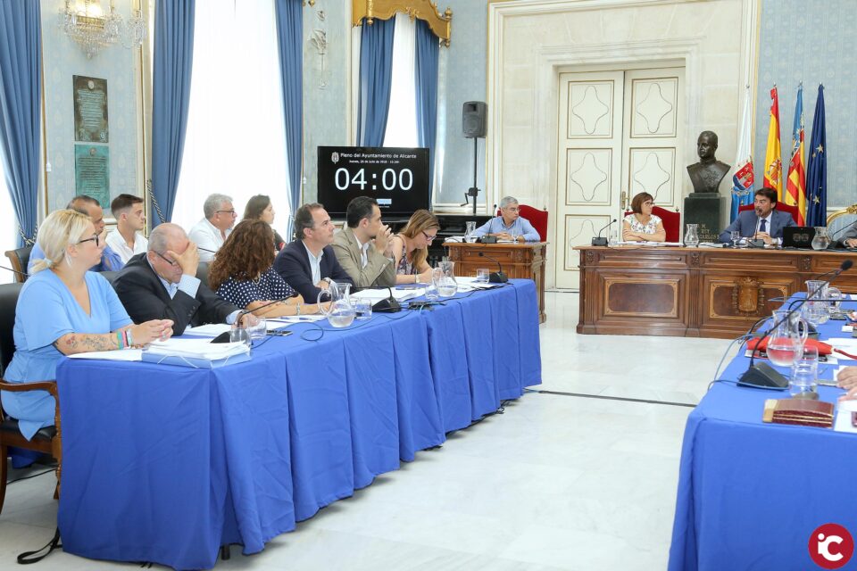El Ayuntamiento de Alicante aprueba por mayoría la cancelación del Plan de Ajuste en el Pleno más importante de la legislatura