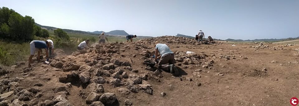 Un equip d'arqueòlegs de la Universitat d'Alacant són els primers a excavar a Gorgociles del Escabezado