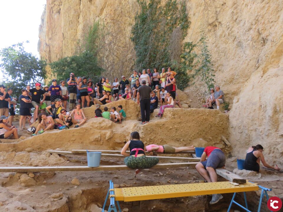 Jornada de visites al jaciment paleolític del Salt
