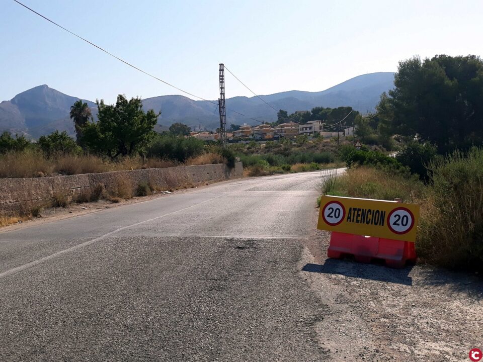 El Ayuntamiento invertirá 80.000 para mejorar los accesos de la Loma Badá