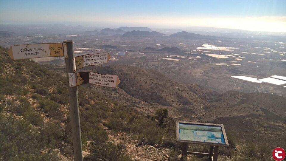 La cima del Cid nuevo reto de montañismo inclusivo del equipo Cuentamontes