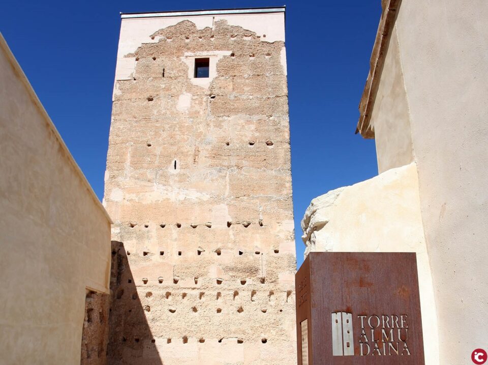 La Torre de Almudaina celebra mañana su noveno año de apertura con una jornada de puertas abiertas