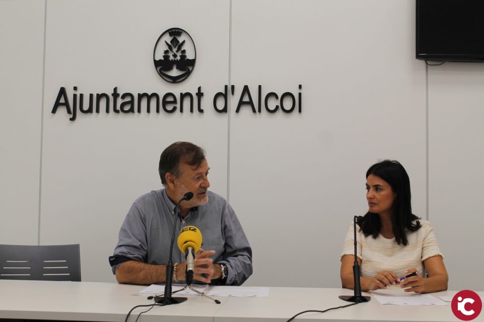 Programa formatiu dirigit a aturats majors de 30 anys