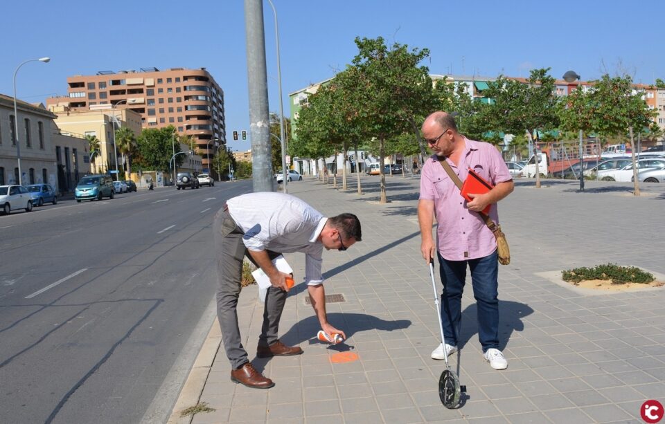 El Ayuntamiento inicia los trabajos para implantar 20 nuevas paradas intermedias en las líneas nocturnas de bus 03N