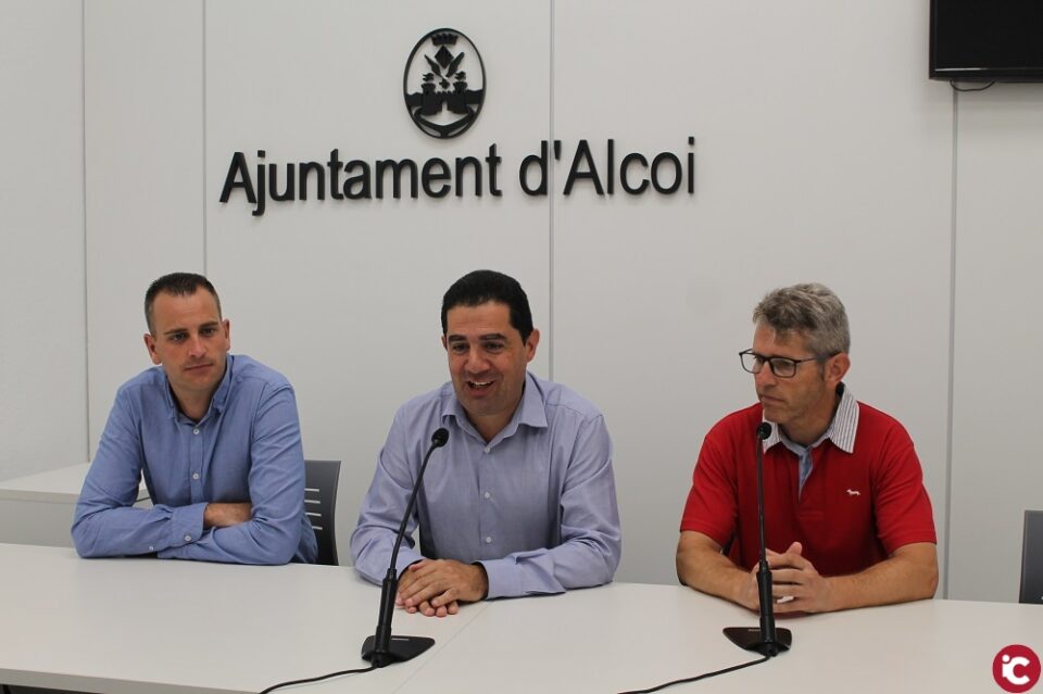 Acte per homenatjar a l'afició del CD Alcoyano