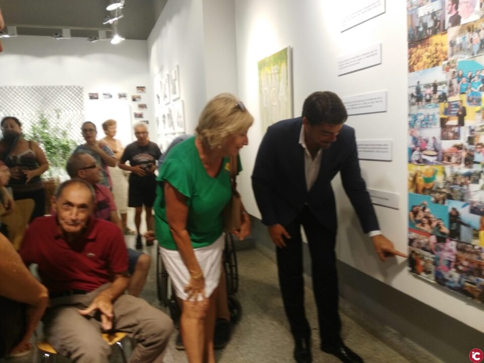 El Centro Municipal de las Artes inaugura una exposición sobre el daño cerebral adquirido