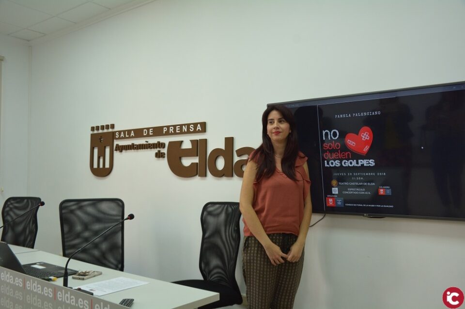 El Ayuntamiento anuncia la visita de Pamela Palenciano con el Monólogo No solo duelen los golpes en el Teatro Castelar