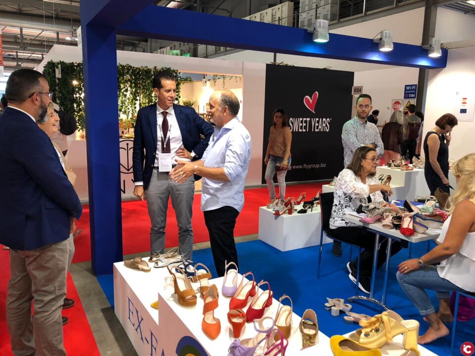 Dieciséis marcas de calzado de Elda participan en la MICAM de Milán