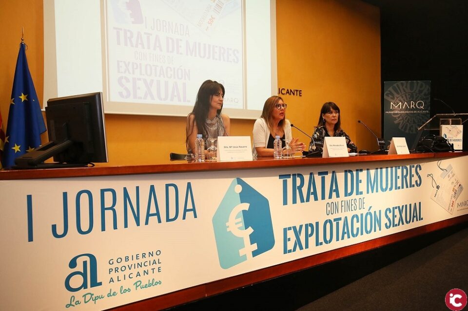 La I Jornada Trata de Mujeres con fines de explotación sexual pone el foco en los proxenetas y en la educación de los jóvenes para combatir este delito