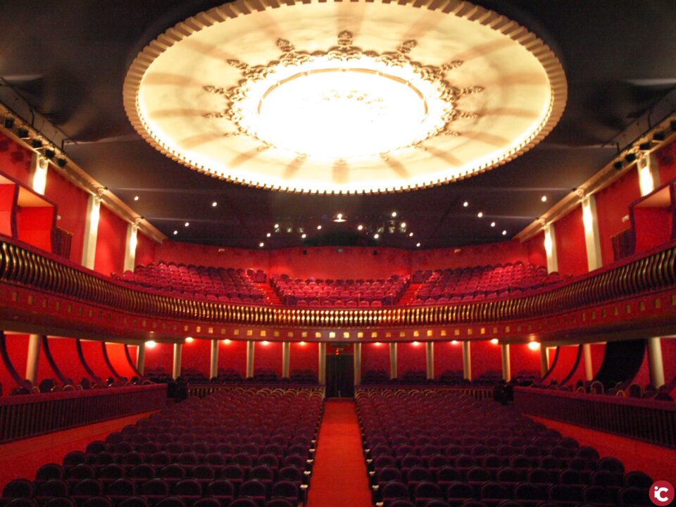 El Teatro Castelar presenta una programación muy variada y extensa para adaptarse a todos los públicos