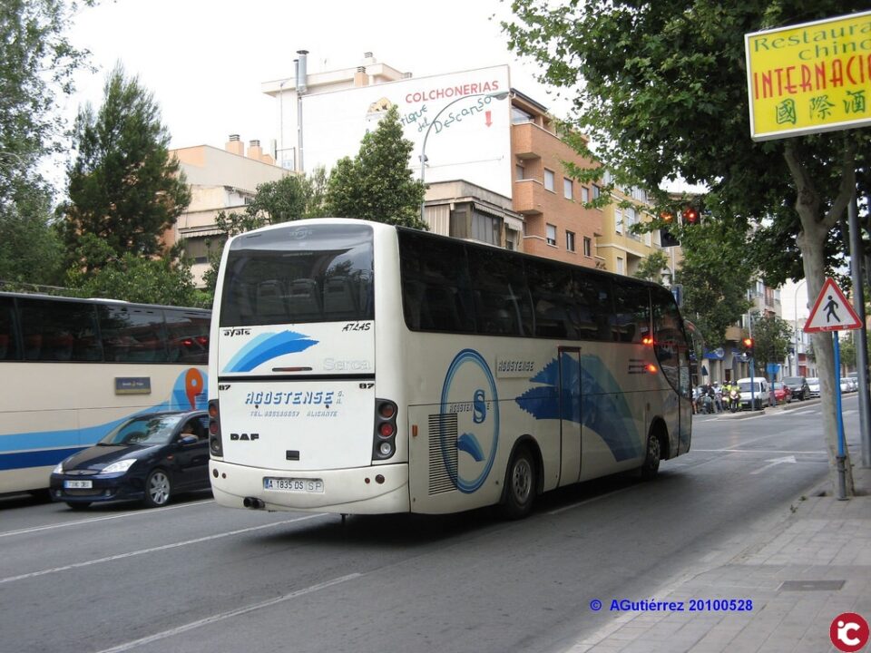 PP AGOST: El pleno de Agost secunda la moción del PP para que Consellería obligue a mantener la conexión del autobús con Alicante y habrá una campaña de recogida de firmas