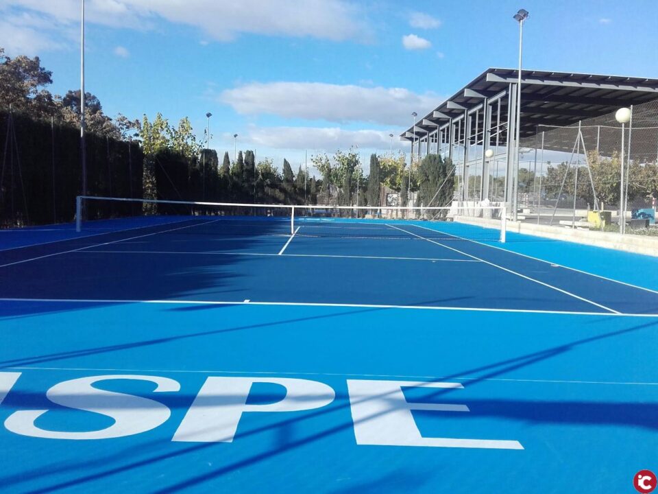Vuelven los torneos de tenis a las pistas municipales de Aspe