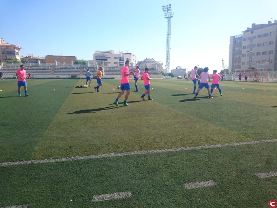 Seis partidos. Seis derrotas. Villena CF : 0 puntos