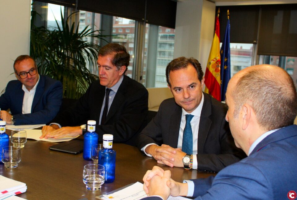 Ayuntamiento de Alicante y SEPES cierran el acuerdo para desarrollar 150.000 metros cuadrados de suelo industrial en Las Atalayas que impulsó el alcalde en mayo