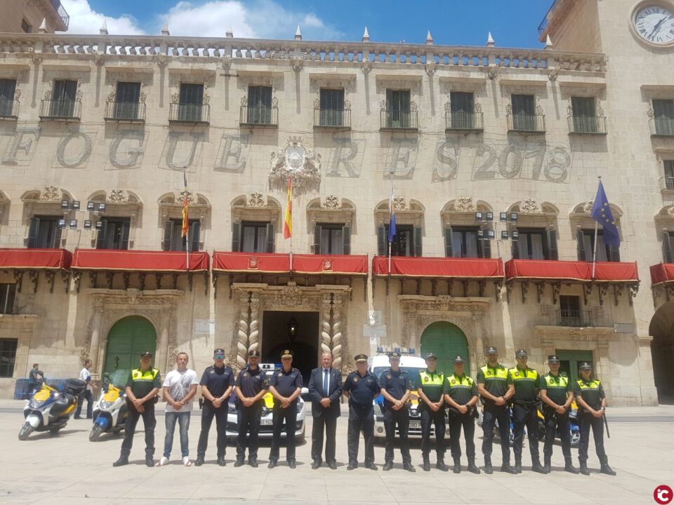 La Unidad Fox de la Policía Local de Alicante levanta más de un millar de actas por botellón y veladores en cuatro meses