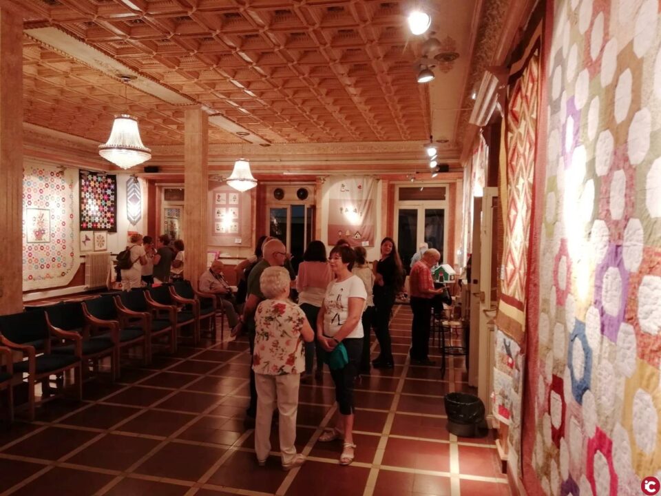 Visitamos la Exposición de Patchwork en la Sala de Exposiciones del Círculo Agrícola Mercantil Villenense