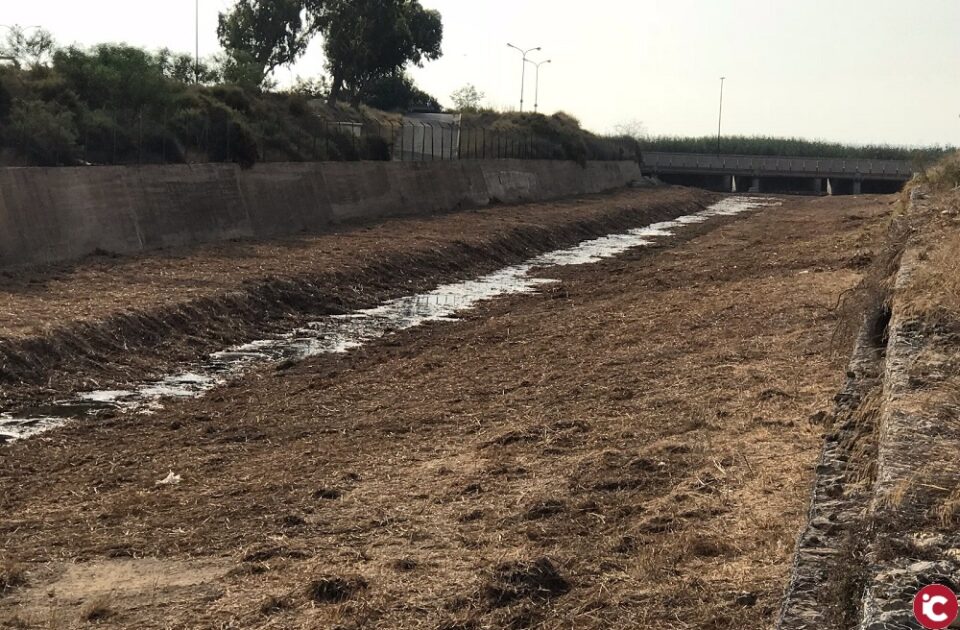 El área de Infraestructuras y Limpieza del Ayuntamiento de Alicante ha intervenido en labores preventivas ante el riesgo de gota fría