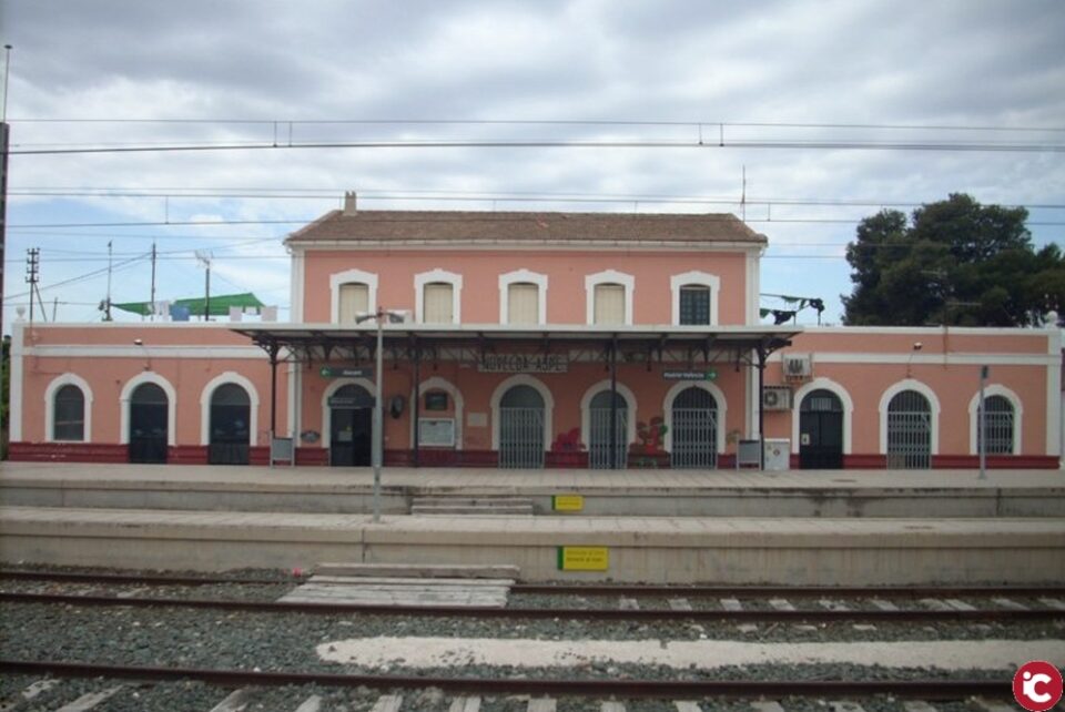 Renfe hace públicos los nuevos horarios del tren Novelda-Alicante