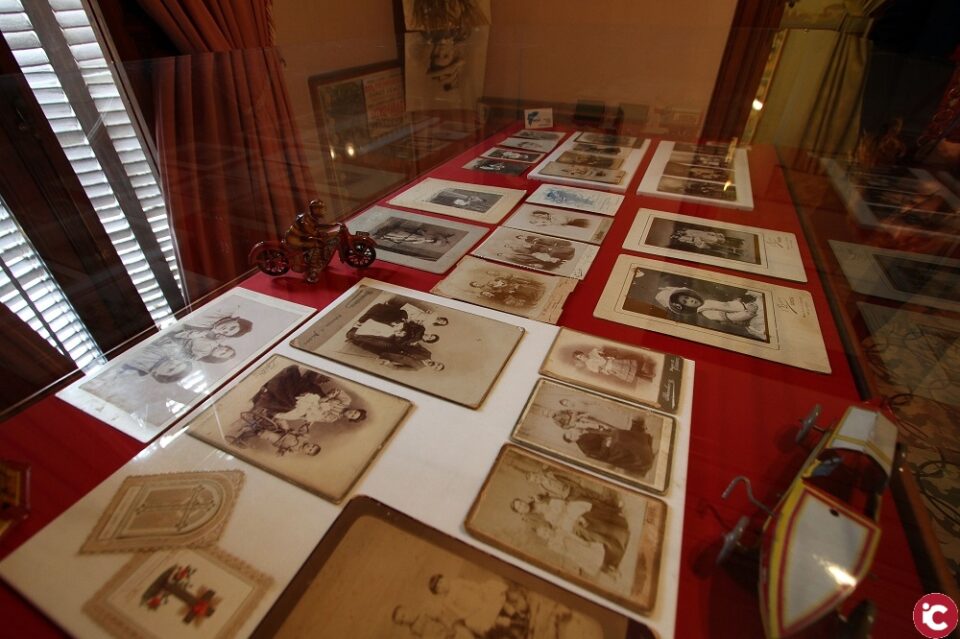 La Fundación Caja Mediterráneo y el Museo Comercial e Industrial presentan en Novelda una exposición sobre la fotografía modernista de la Belle Époque alicantina